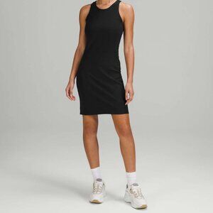 Lululemon Slim-Fit Above-Knee Dress Sz 8
